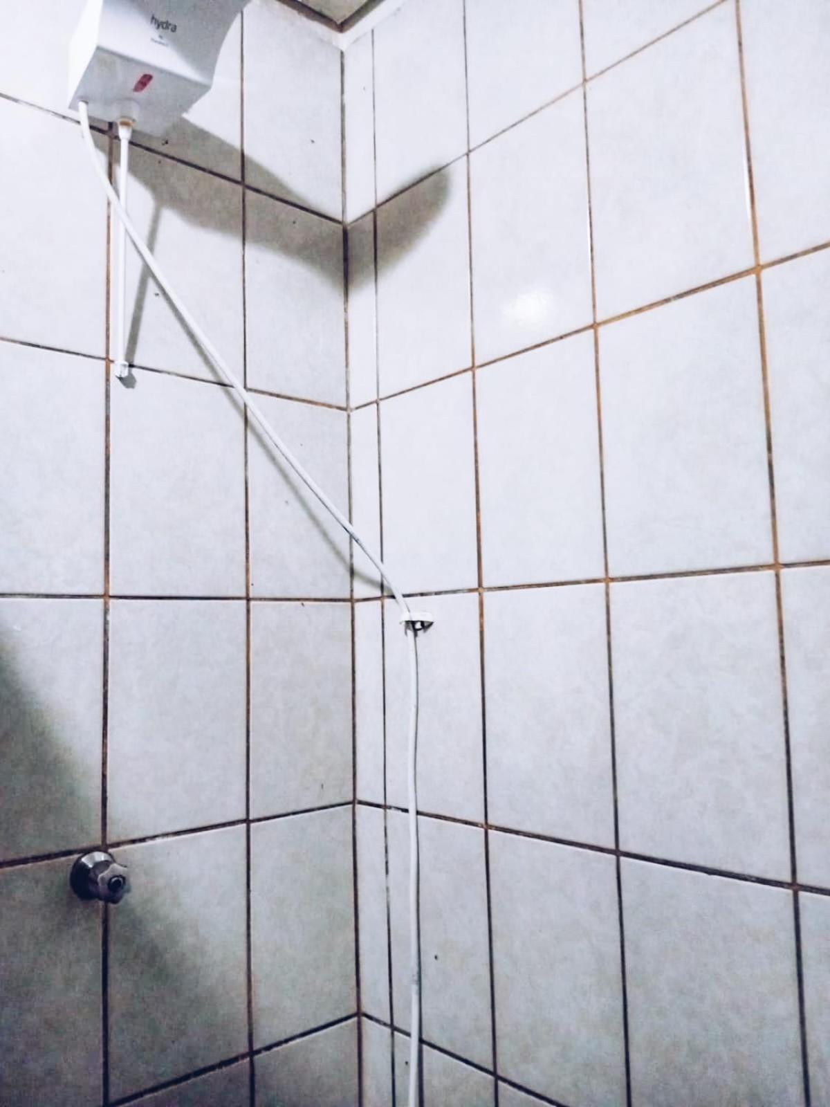 Casa Com 2 Quartos E Hidromassagem *